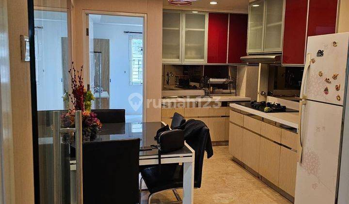 Apartemen Royal Mediterania Garden Tipe 3 Bedroom Lantai Rendah 1