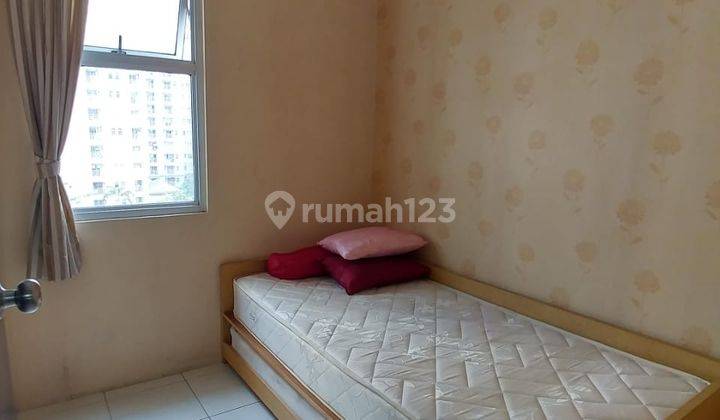 kamar tidur apartemen mediterania garden 2 tower