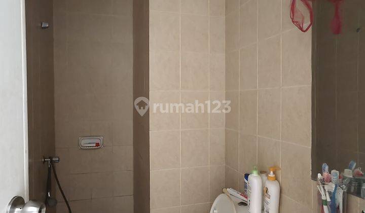 Apartemen Mediterania Garden 2 Tipe 2 Kamar, View Kolam Renang 2