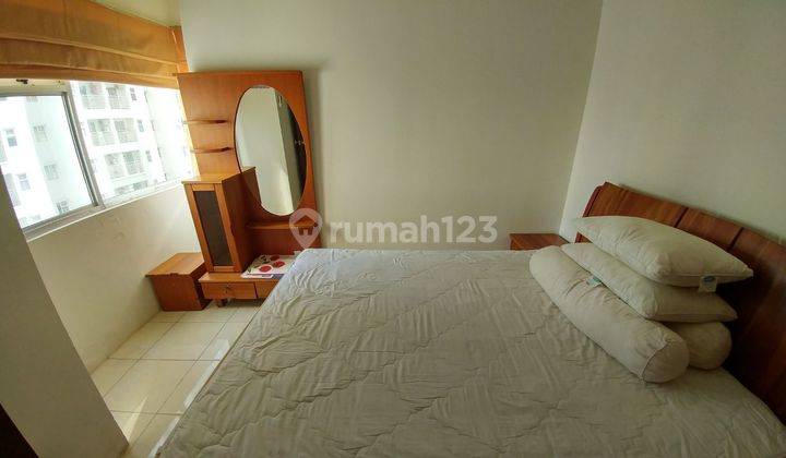 kamar tidur apartemen mediterania garden 2 tipe