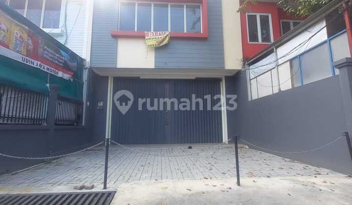 Dijual Ruko Pinggir Jalan Besar  1