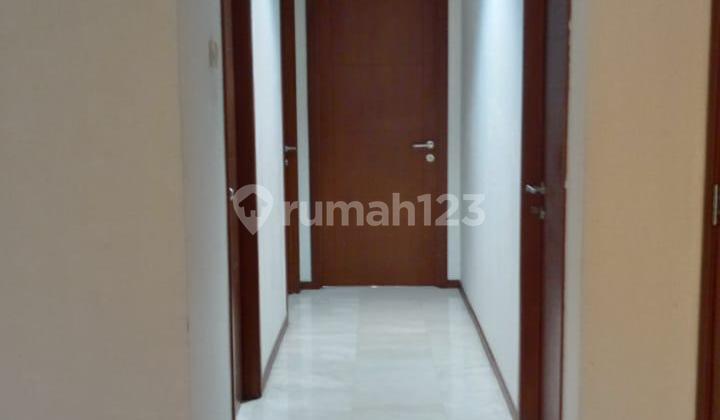 Disewakan 3br full furnish view pool lantai rendah