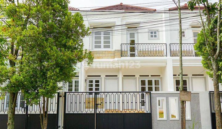 Rumah Baru 2 Lantai MINIMALIS di SAYAP BKR 1