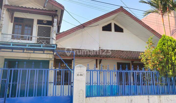 Rumah 2 Lantai Bagus dan Luas di Pharmindo  1