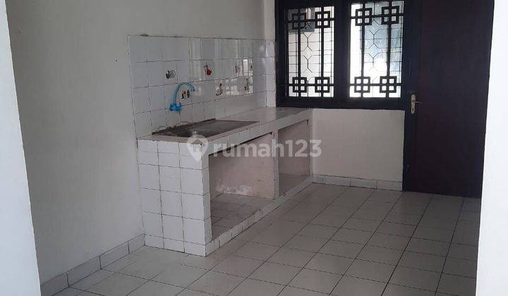 Rumah Bisa Buat Kantor Di Taman Cibaduyut  2