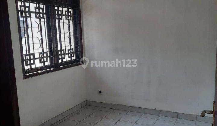 Rumah Bisa Buat Kantor Di Taman Cibaduyut  2