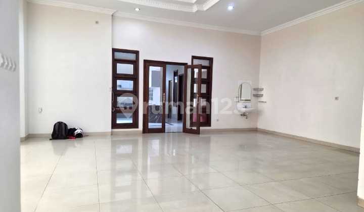 2-Story Ready-to-Occupy House in Singgasana, Bandung 1