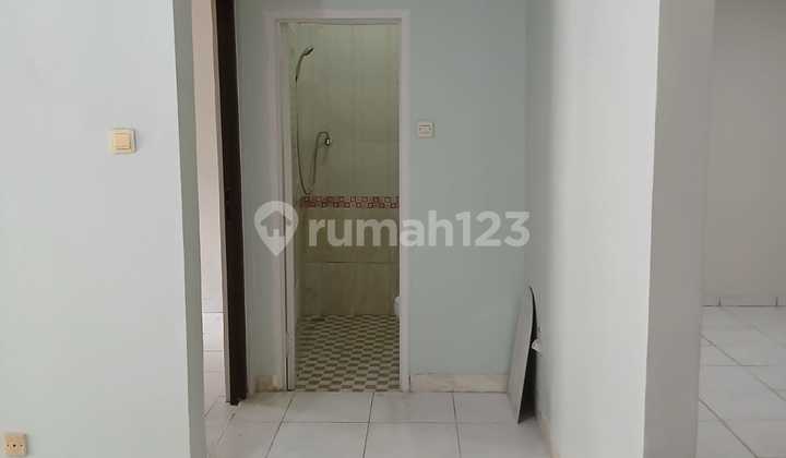 Rumah rapih siap huni di metland bekasi 2