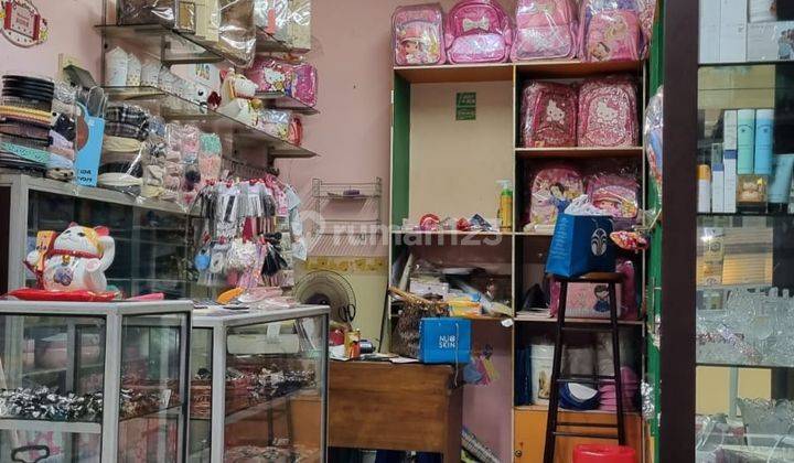 Ruang Usaha Pasar Fresh Market Pantai Indah Kapuk, Jakarta Utara 1