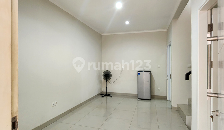 Jual Murah Rumah 2 Lantai Rapi di Cluster Samara Village Gading Serpong