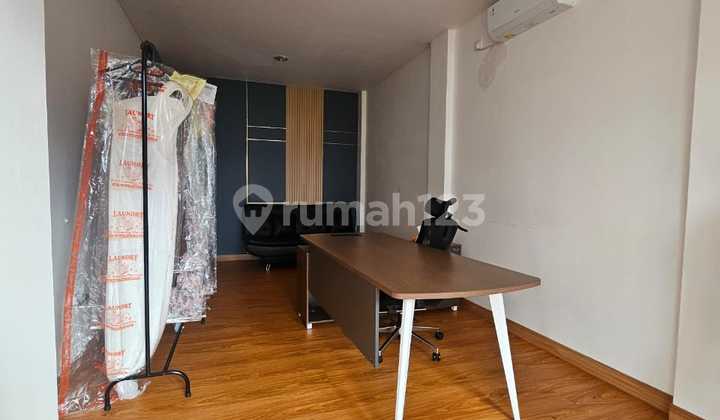 Shop House, 2 Floors Ready to Use Modernland Tangerang 2