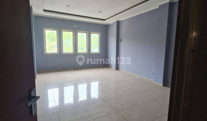 Ruko 4lt Untuk Usaha Komersil di Jl. Otista Bandung 1