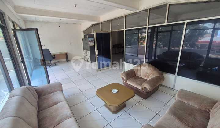 2nd Floor Ready-to-Use Shop House on Holis Raya