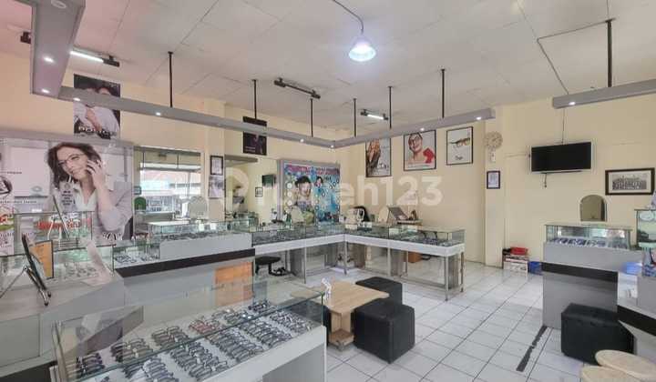 Jual Ruko + rumah ( 1 sertifikat) Mainroad Moh Toha Hook