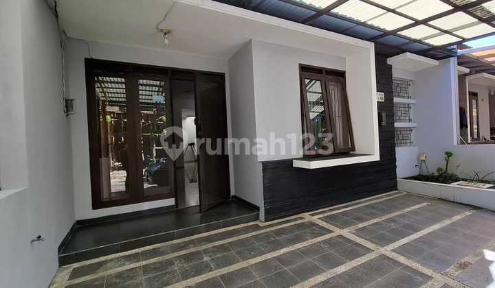 Comfortable Ready-to-Occupy House in Batununggal Asih