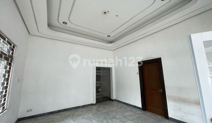 Business Space in Gatot Subroto & Burangrang Wing