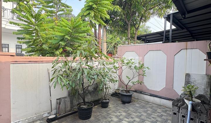 Rumah Grand Kopo Parahyangan Terawat, Cantik, Siap Huni