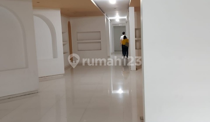 For Rent Commercial Space in Strategic Location on Dago Main Road