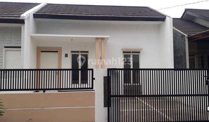 Rumah Untuk Tempat Tinggal di Taman Kopo Indah 3 Blok E Bandung 1