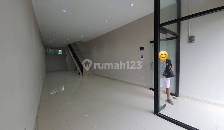 For Rent Ruko Bagus Dan Strategis di Jalan Naripan Bandung 1