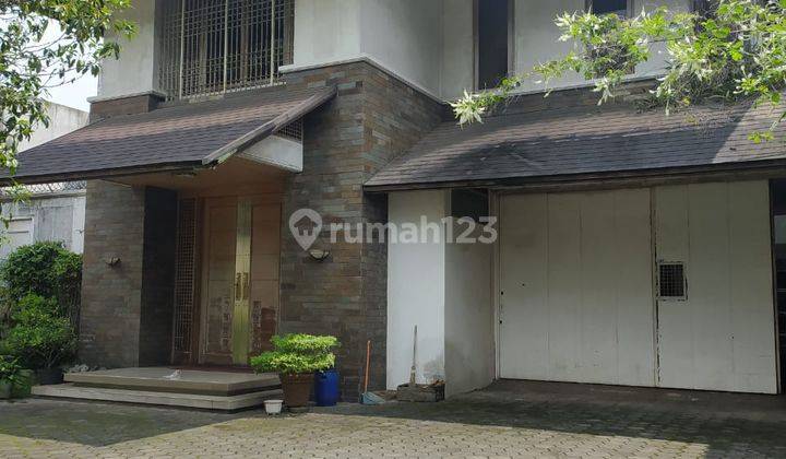 Rumah 2 Lantai Hawa Sejuk di Mainroad Setiabudi Bandung 1