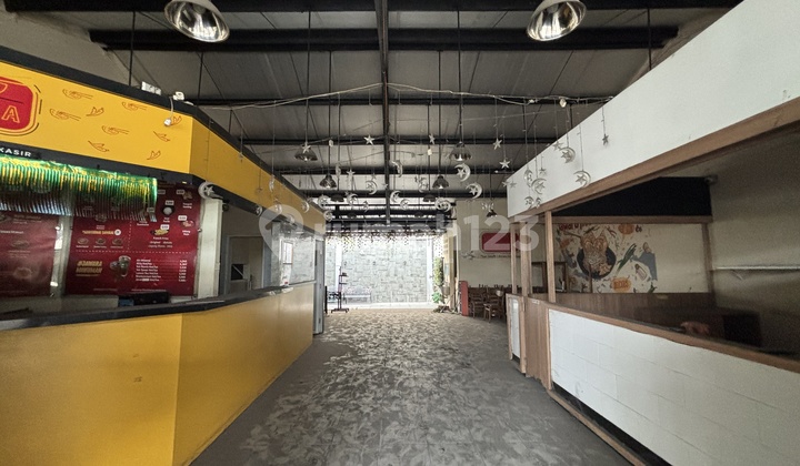 Disewakan Ruang Usaha Strategis Ex Resto Di Tlogosari. 2