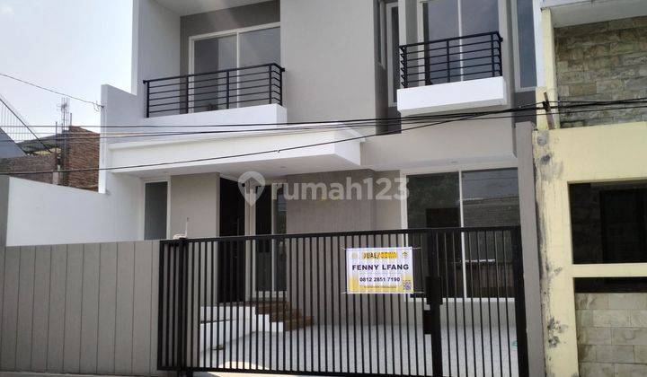 Rumah Bagus di Daerah Puri Anjasmoro 2 Lantai. 1