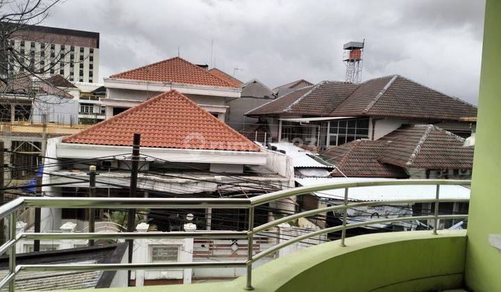 Rumah Bagus Siap Pakai 2 Lantai di Jalan Seroja  2