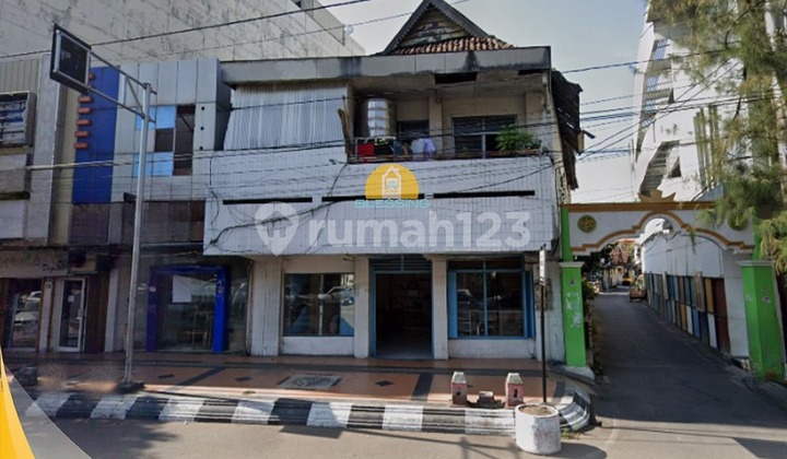 Rumah Hitung Tanah di Tengah Kota Jalan Pemuda 1