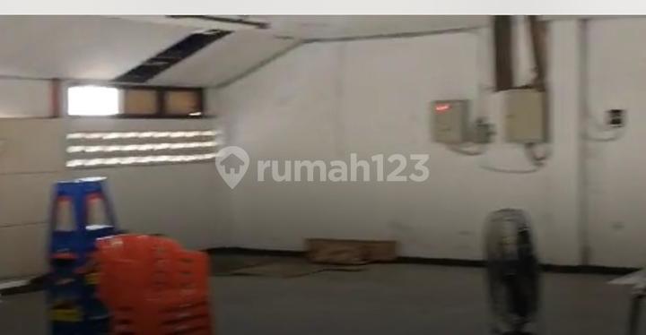 Spacious and Ready-to-Use Strategic Business Spaces on Majapahit Main Road 2