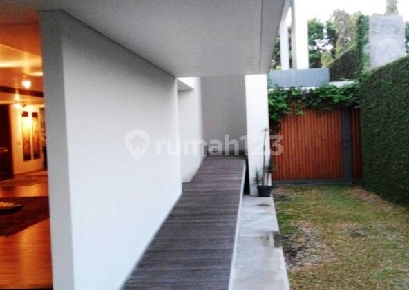 Luxury Home Strategis Siap Huni di Gajahmungkur 2