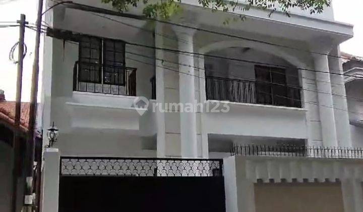 Rumah Bagus Mewah di Jalan Rinjani Gajahmungkur 2