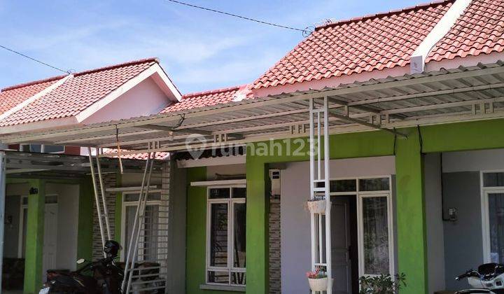 Rumah Bagus Strategis di Perum Griya Kharisma Meteseh 2