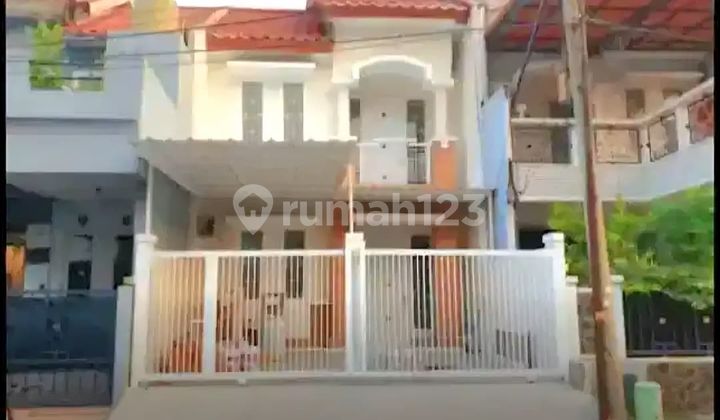 For Rent: Nice 2-Story House in Taman Puspa Cluster, Harapan Indah, Bekasi, 003 For Rent: Nice 2-Story House in Taman Puspa Cluster, Harapan Indah, Bekasi, 003
