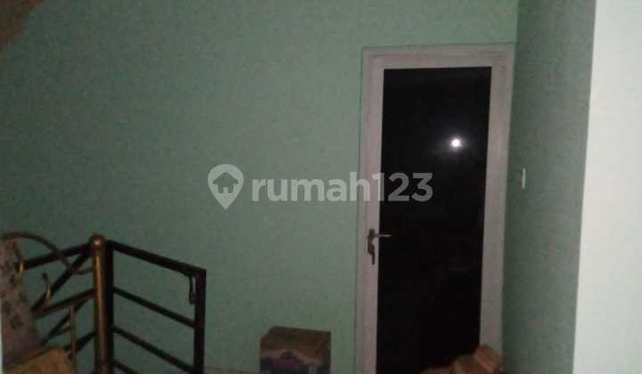 Dijual Rumah Di Perumahan Duta Bumi 5 Kamar SHM Unfurnished 032 2
