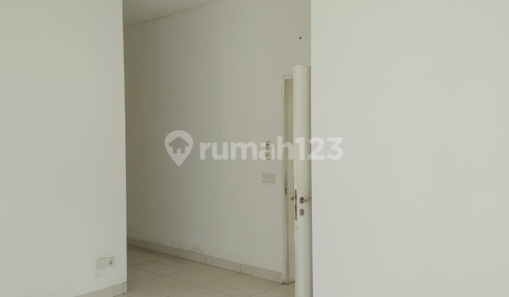 Dijual Rumah di Cluster Zebrina SHM Semi Furnished 030 2