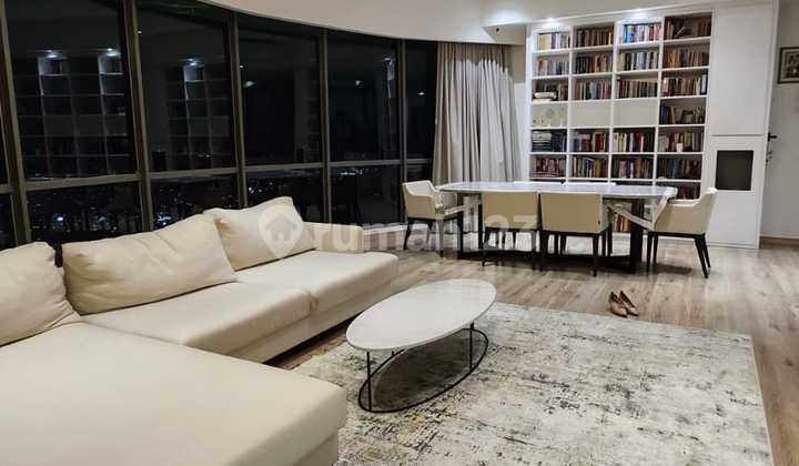 DIsewakan Unit Apartment ST Moritz Lantai tinggi (030) 1