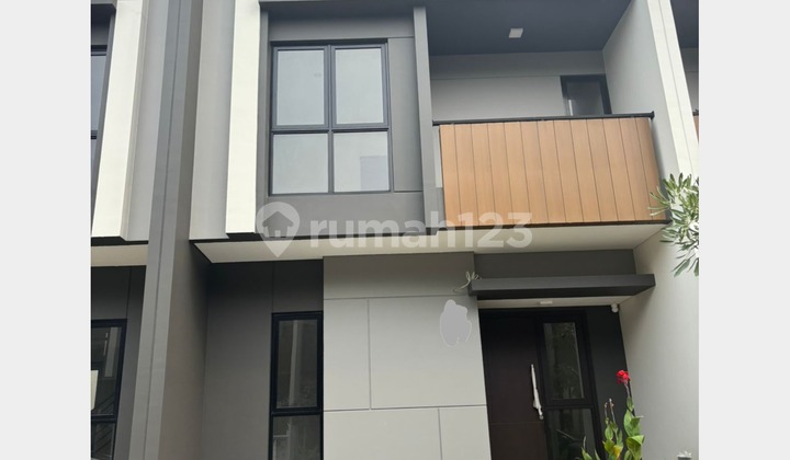 Sewa Murah Rumah Premium Minimalis Di Cluster Regia Summarecon Crown Gading 015 Sewa Murah Rumah Premium Minimalis Di Cluster Regia Summarecon Crown Gading 015