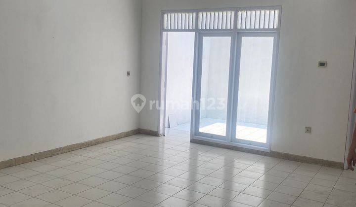 Disewa Rumah Murah Di Metland Menteng Lebar 8, Cakung, Jakarta Timur 011 1