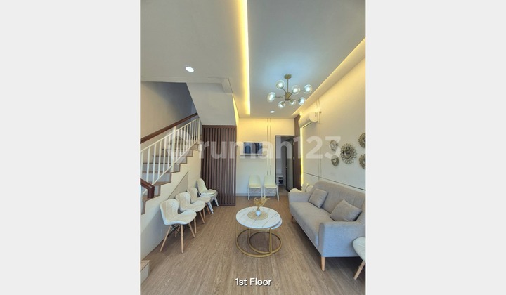Business Opportunity! Rent a Renovated 2-Storey Shophouse at Savoy JGC - Strategic & Ready to Move In! 029 1