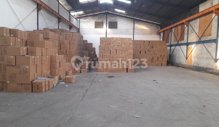 Sewa Gudang Siap Pakai Luas 1.200 m2 di Jalan Raya Bekasi, Akses Truk Kontainer, Cakung 013
