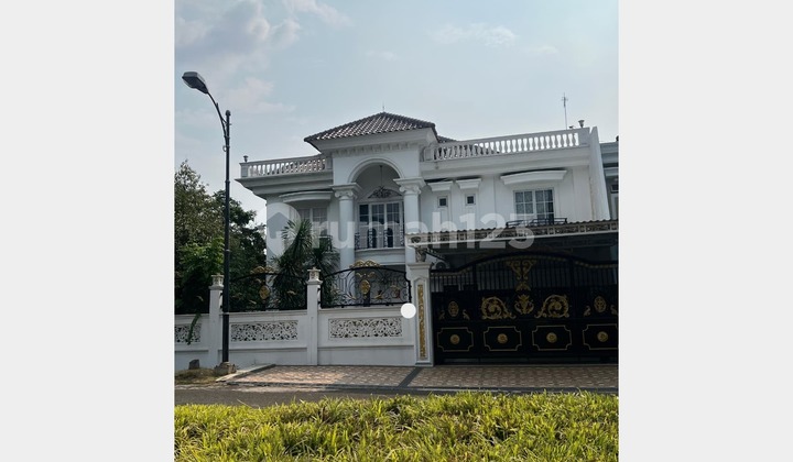 For Sale Luxury 427M² Corner House in Royal Residence Cakung - Spacious, Comfortable &amp; Strategic! 027