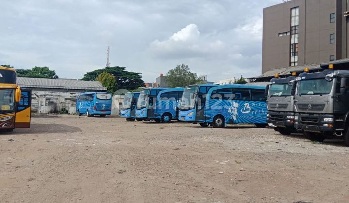 Jual tanah berikut bangunannya di jalan Raya Daan Mogot grogol petamburan Jual tanah berikut bangunannya di jalan Raya Daan Mogot grogol petamburan