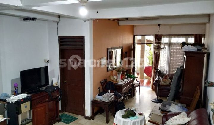 Rumah 2 Lt Di Puri Indah Kembangan Jakarta Barat 2