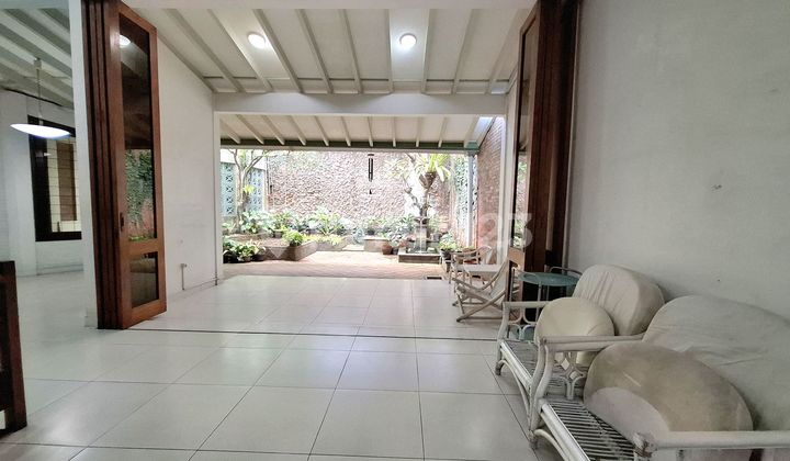 Rumah Asri 2 Lt di Boulevard Puri Indah Kembangan Jakarta Barat 2