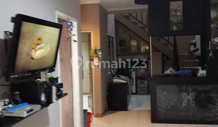 Rumah 2 Lt di Metro Permata 1 Tanggerang Banten