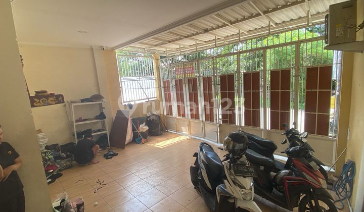 Jual Cepat Rumah Di Pinggir Jalan Dekat Green Lake City Cipondoh Tanggerang Banten