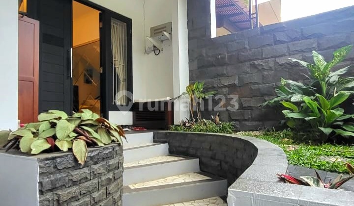 Neat 2-Story House Ready to Occupied Nusaloka Bsd City 2