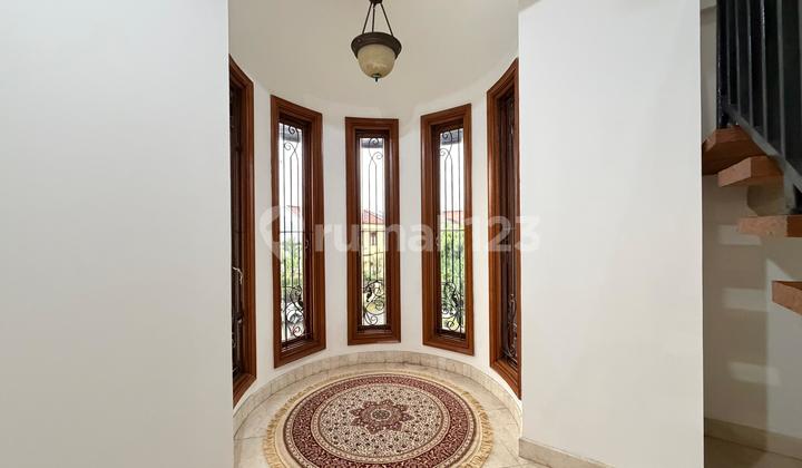 Luxury House Hook / Corner Fully Furnished BSD City 2