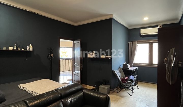 WTS Rumah Hoek Giriloka 1 BSD City Tangerang Selatan Banten 2